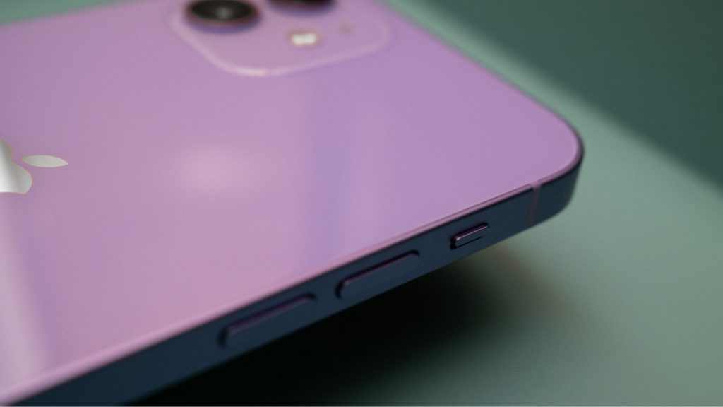بدنه iPhone 12